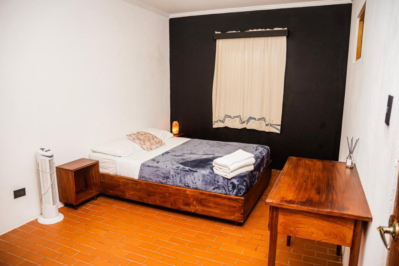 Luz De Luna Hotel Barrio Escalante San Jose  Bagian luar foto